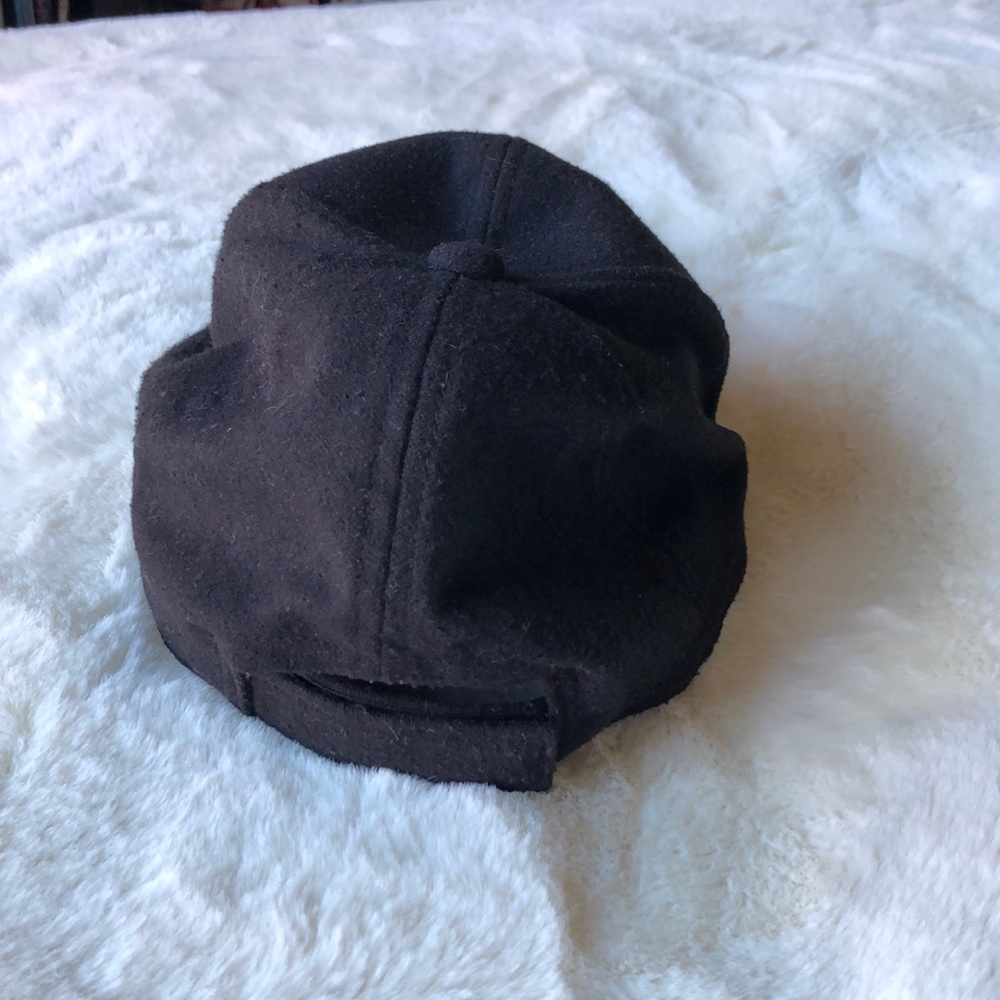 Hat - Picture 2 of 5